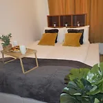 Spacious City Center Family 2 Bedrooms Apartment