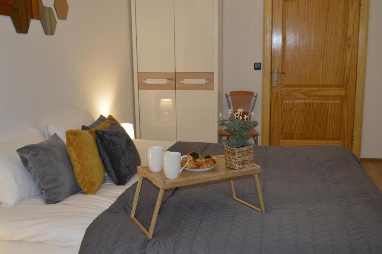 Spacious Center Family 2 Bedrooms Appartement *